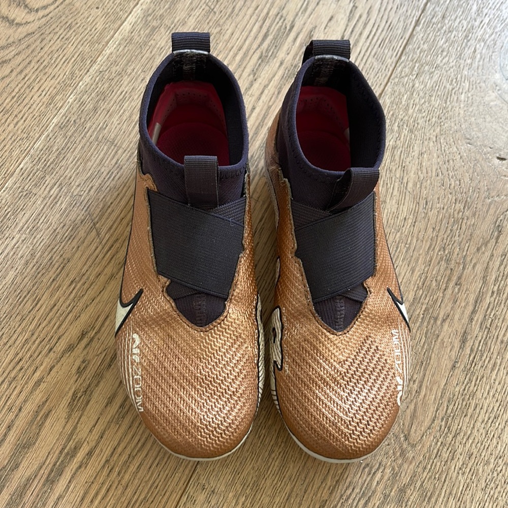 Nike Kids size 1.5 Zoom Mercurial Superfly 9 Pro FG Metallic Copper